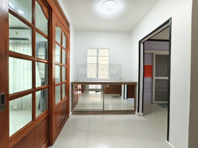 รูป ขาย บ้านเดี่ยวแปลงริมติดสวน เหมือนซอยส่วนตัว บ้านไม่ต้องซ่อม 3 ห้องนอน 3 ห้องน้ำ 89.6 ตารางวา - รูปที่ 8/23
