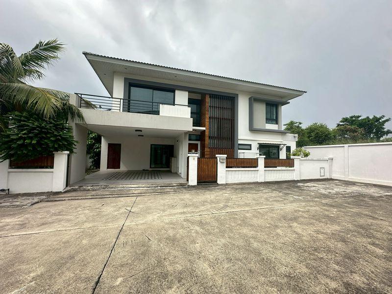 picture Two-story detached house for rent at The Complete Sriracha. Fully furnished and move in Ready - 2/14
