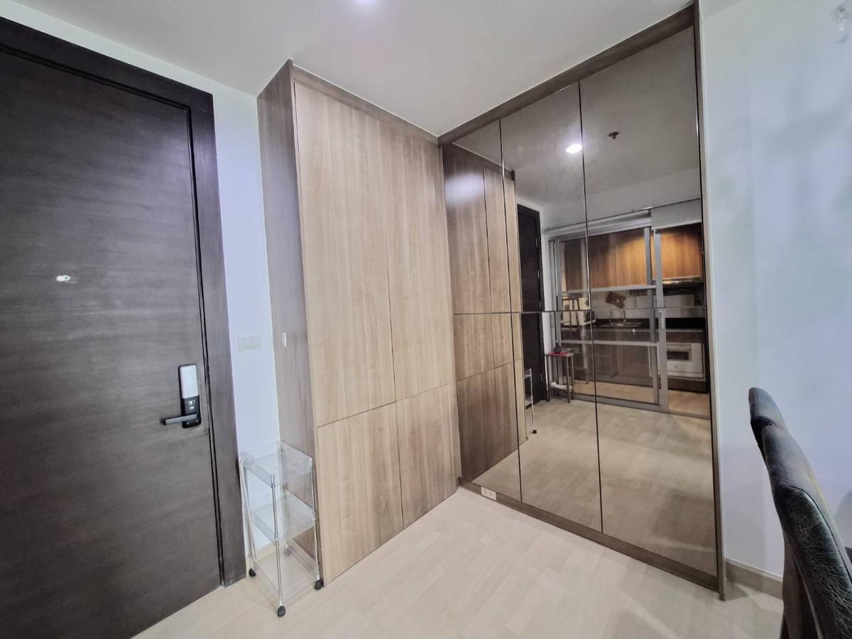 picture Condo for Sale✨“𝐑𝐡𝐲𝐭𝐡𝐦 𝐑𝐚𝐭𝐜𝐡𝐚𝐝𝐚“ ✨𝐒𝐩𝐞𝐜𝐢𝐚𝐥 𝐏𝐫𝐢𝐜𝐞 𝟒.𝟔𝟓  𝐌𝐁.❗️Size 46 Sq.m. 21st Floor  - 11/26