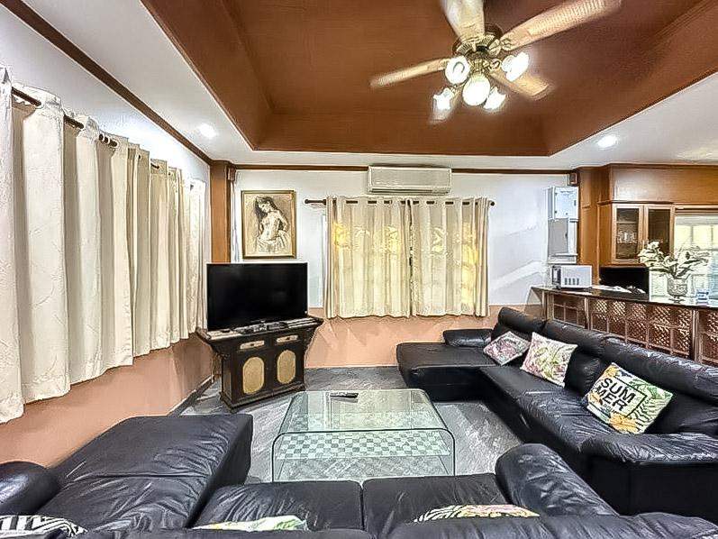 รูป House for Sale Chaiyapruek Jomtien 5Bedroom Private Pool - รูปที่ 1/14