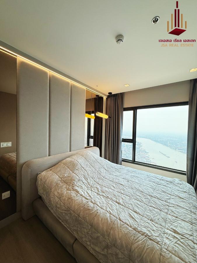 picture ✨ For Sale: The Politan Rive Condo ✨  💰 Only 5,000,000 THB - 2/4