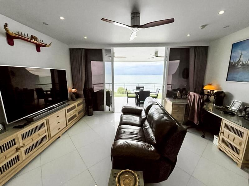 picture PURE Sunset Beach Luxury Oceanfront Penthouse for Sale - 5/17