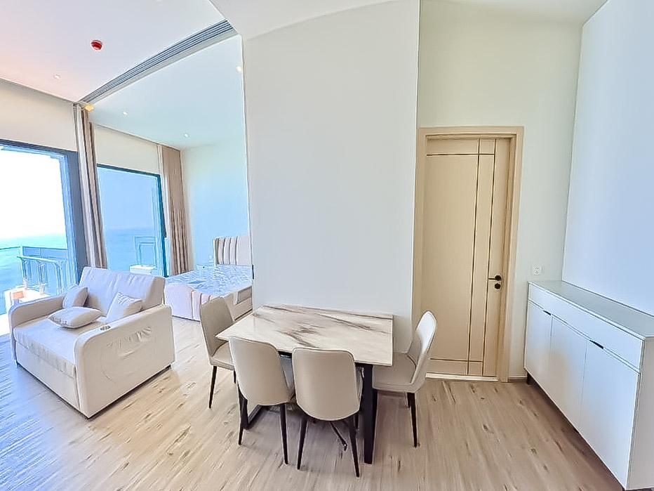 picture AROM WONGAMAT Condo for Rent Studio High Floor Sea View - 3/9