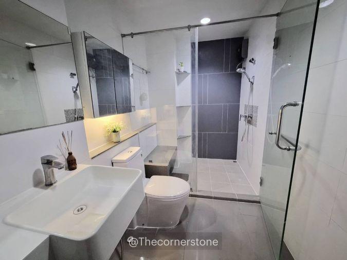 picture Condo for Sale✨“𝐑𝐡𝐲𝐭𝐡𝐦 𝐑𝐚𝐭𝐜𝐡𝐚𝐝𝐚“ ✨𝐒𝐩𝐞𝐜𝐢𝐚𝐥 𝐏𝐫𝐢𝐜𝐞 𝟒.𝟔𝟓 𝐌𝐁.❗️Size 46 Sq.m. 21st Floor - 22/26