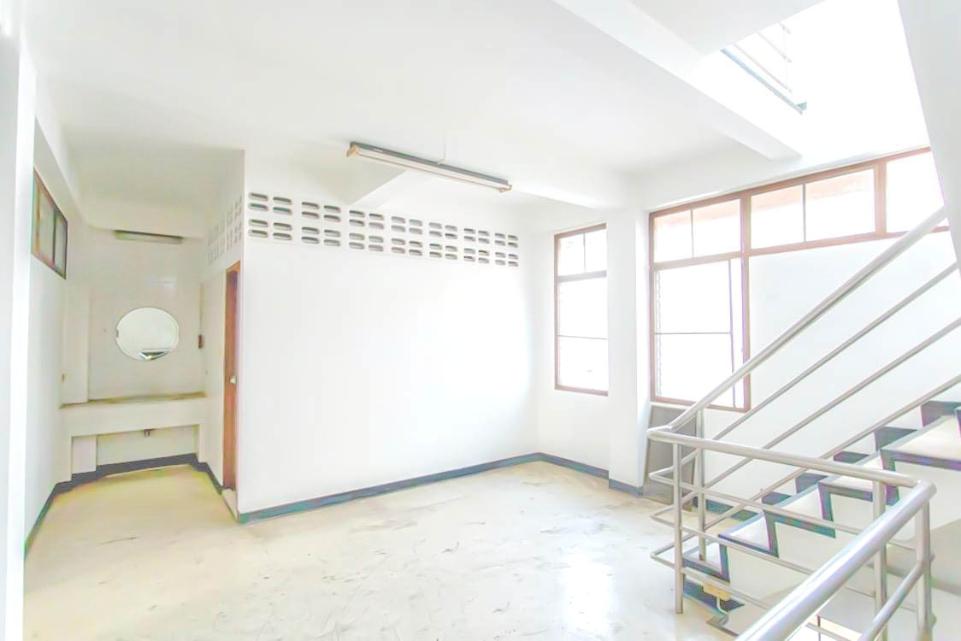 picture CB052, Commercial Building for sale 6 Br, Ratchada-Huai Khwang. - 6/14