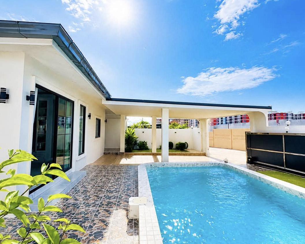 picture Luxury Pool Villa for Sale Khao Noi East Pattaya - 3/26