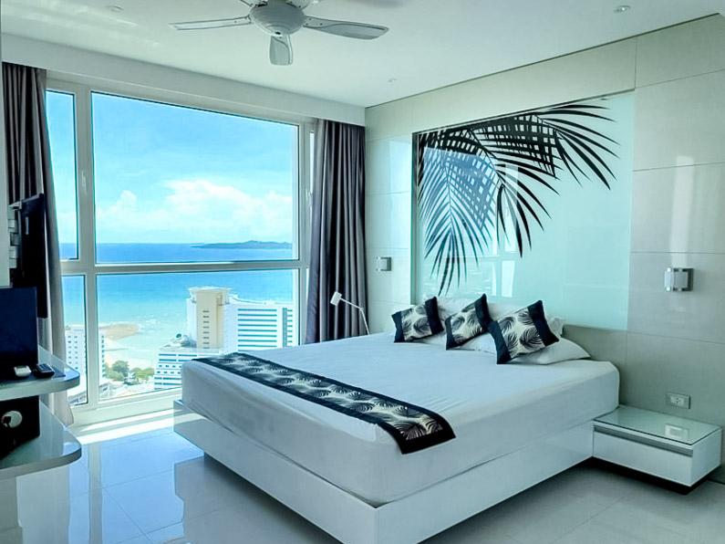picture Sky Residence Ultra Luxury Corner Unit for Sale Pratumnak - 14/19