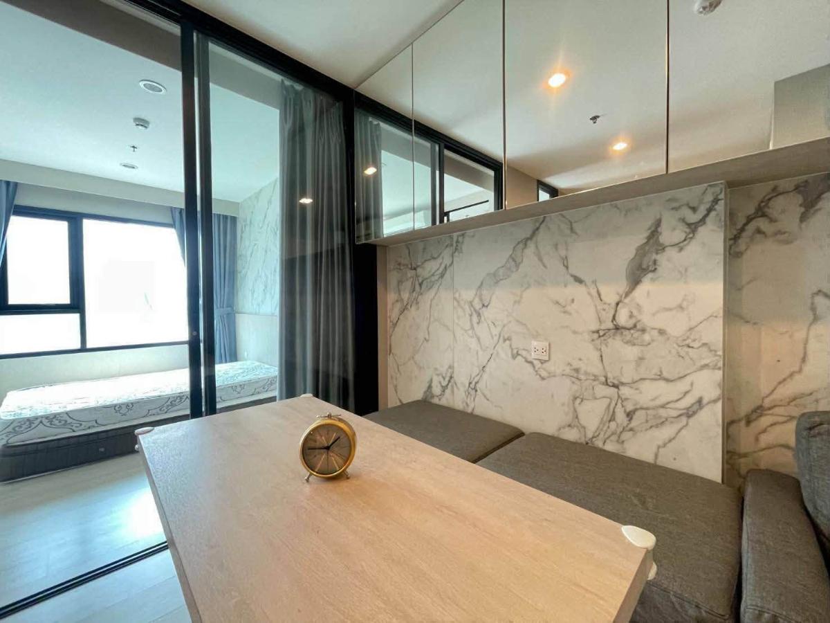 picture Condo for Rent: Life Asoke     Property Code | LNP-C14082 - 11/15