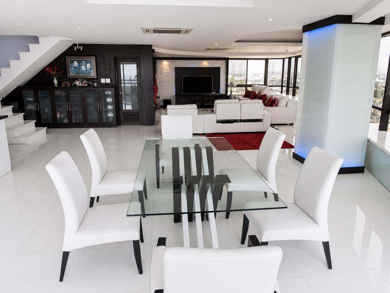 picture Jomtien Plaza Condotel Luxury Duplex Penthouse for Sale - 7/19