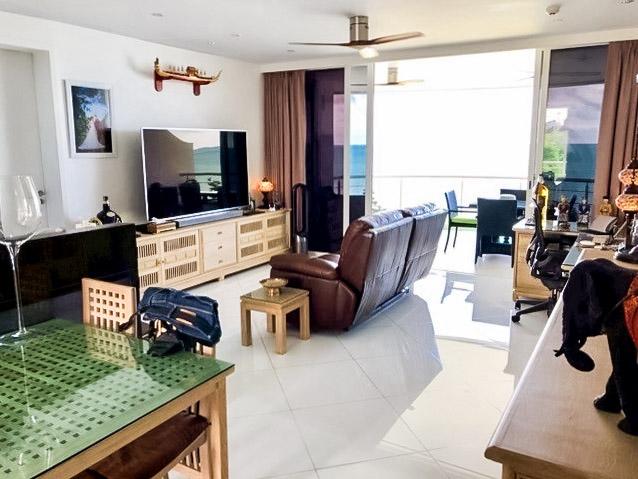 picture PURE Sunset Beach Luxury Oceanfront Penthouse for Sale - 4/17