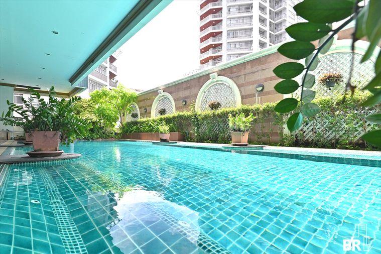 picture ✨ For Sale: Asoke Place Condo ✨  💰 Only  6,850,000  THB - 4/4