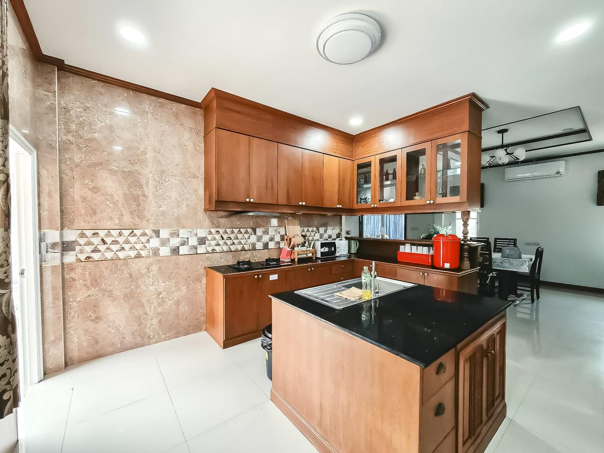รูป Luxury Pool Villa for Rent Huay Yai East Pattaya 5Bedroom - รูปที่ 4/16