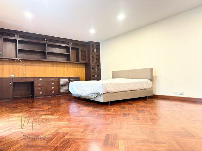 รูป ให้เช่า Ruamrudee Penthouse (ร่วมฤดี เพนท์เฮ้าส์) 3 นอน 3 น้ำ ใหญ่พิเศษ 295.13 ตร.ม. ระเบียงกว้างมาก วิวโล่ง ใกล้ BTS เพลินจิต - รูปที่ 9/23