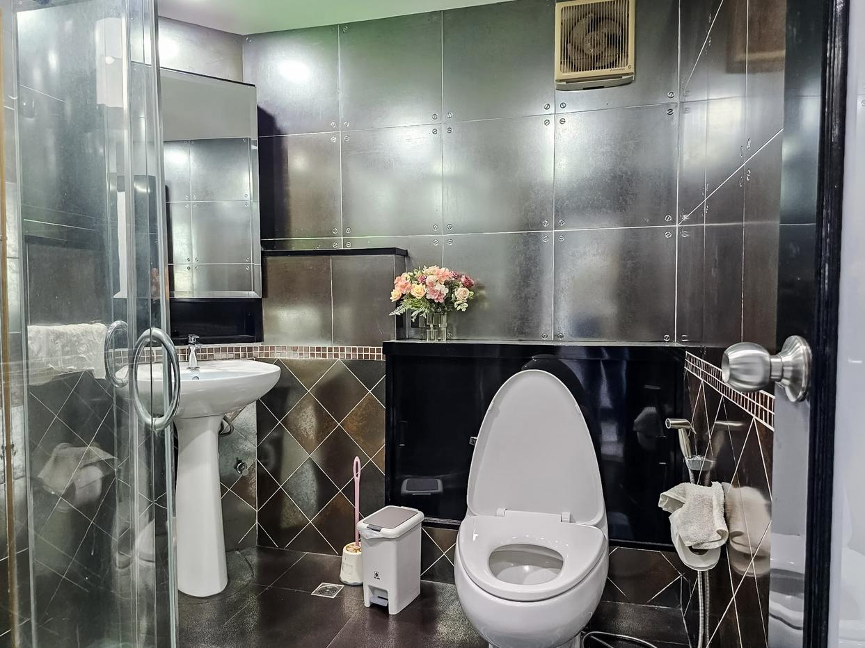 picture Jomtien Plaza Condotel Luxury Duplex Penthouse for Sale - 13/19