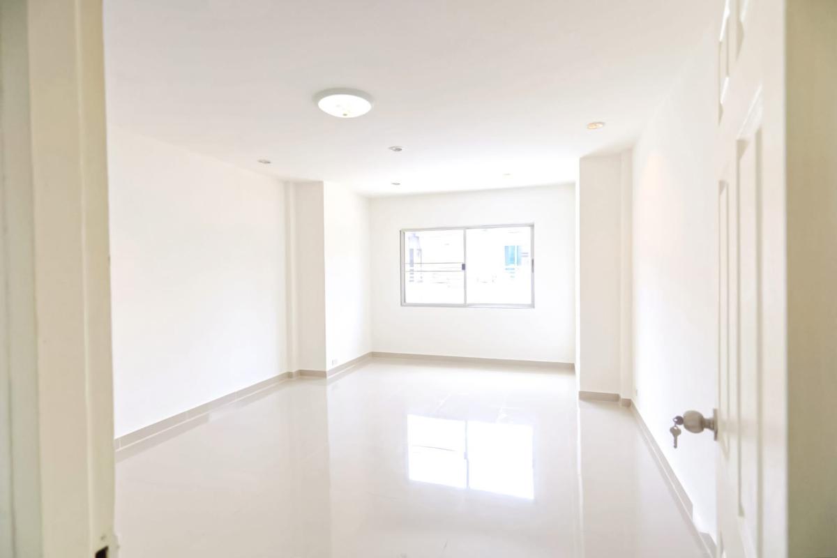 picture CB006, Home Office for sale 5 Br., Pracha Uthit-Pradist Manudharm. - 17/23
