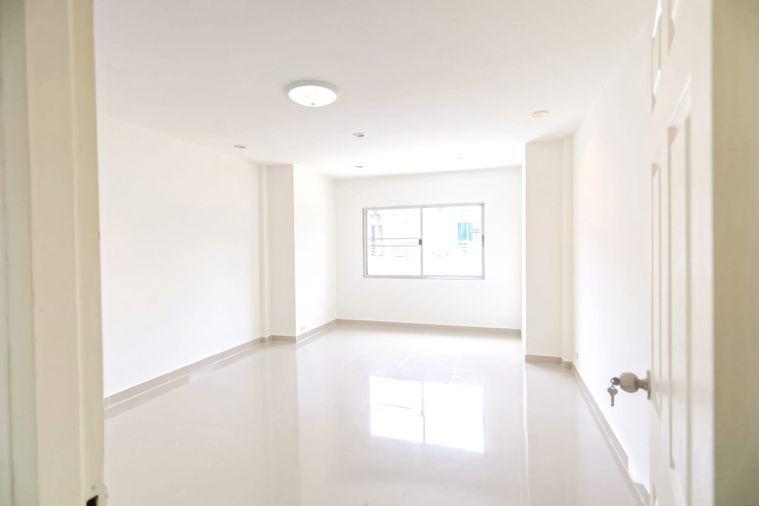 picture CB006, Home Office for sale 5 Br., Pracha Uthit-Pradist Manudharm. - 17/23