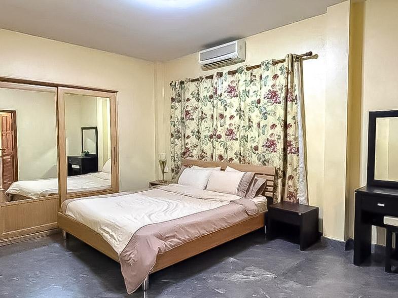 รูป House for Sale Chaiyapruek Jomtien 5Bedroom Private Pool - รูปที่ 6/14