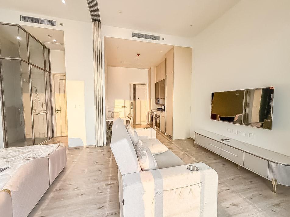 picture AROM WONGAMAT Condo for Rent Studio High Floor Sea View - 1/9