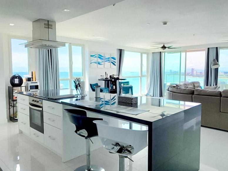 picture Sky Residence Ultra Luxury Corner Unit for Sale Pratumnak - 10/19