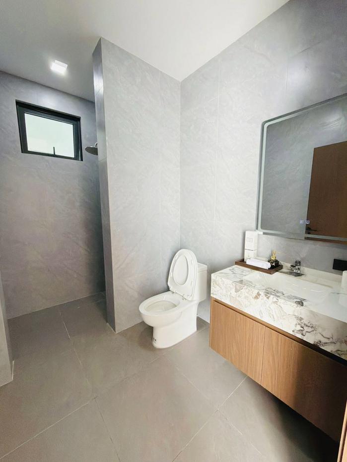 รูป 🔥 ขาย ปาล์ม เลคไซด์ วิลล่า (Palm Lakeside Villas) | ริมอ่างเก็บน้ำมาบประชัน พัทยา - รูปที่ 4/14