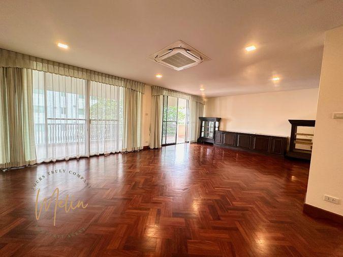 รูป ให้เช่า Ruamrudee Penthouse (ร่วมฤดี เพนท์เฮ้าส์) 3 นอน 3 น้ำ ใหญ่พิเศษ 295.13 ตร.ม. ระเบียงกว้างมาก วิวโล่ง ใกล้ BTS เพลินจิต - รูปที่ 1/23