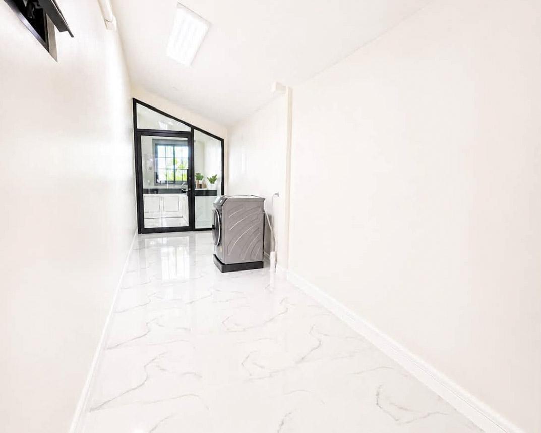 picture Luxury Pool Villa for Sale Khao Noi East Pattaya - 12/26