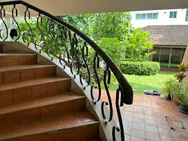 รูป ให้เช่า Ruamrudee Penthouse (ร่วมฤดี เพนท์เฮ้าส์) 3 นอน 3 น้ำ ใหญ่พิเศษ 295.13 ตร.ม. ระเบียงกว้างมาก วิวโล่ง ใกล้ BTS เพลินจิต - รูปที่ 4/23