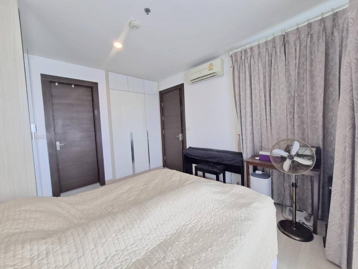 picture Condo for Sale✨“𝐑𝐡𝐲𝐭𝐡𝐦 𝐑𝐚𝐭𝐜𝐡𝐚𝐝𝐚“ ✨𝐒𝐩𝐞𝐜𝐢𝐚𝐥 𝐏𝐫𝐢𝐜𝐞 𝟒.𝟔𝟓  𝐌𝐁.❗️Size 46 Sq.m. 21st Floor  - 18/26