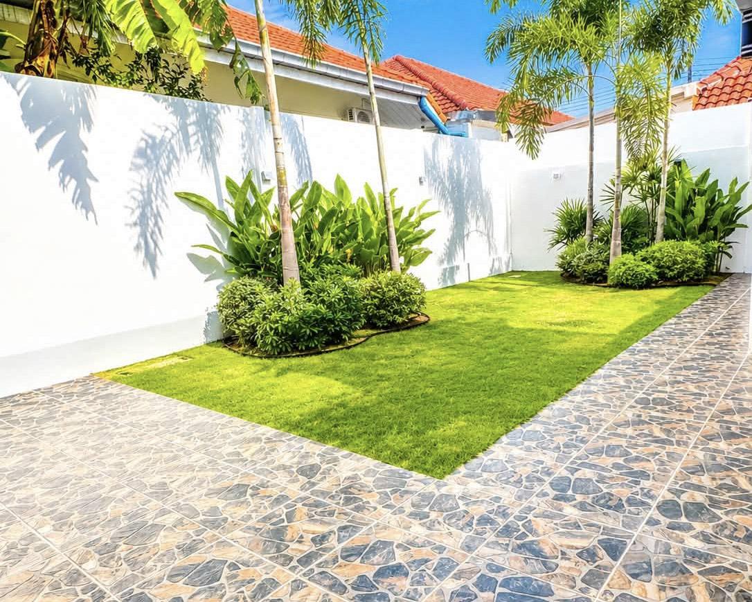 picture Luxury Pool Villa for Sale Khao Noi East Pattaya - 22/26