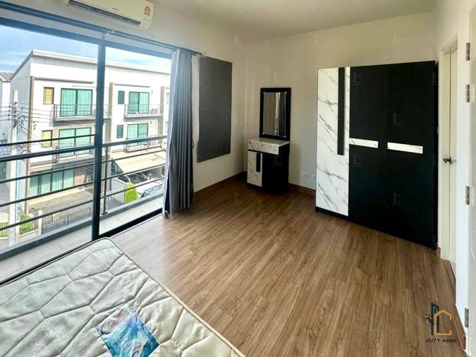 รูป 🔥For Rent!! conner unit 3b3b 35k - Baan Klang Muang Srinakarin-Onnut 📞Call 090 919 9898 - รูปที่ 10/14