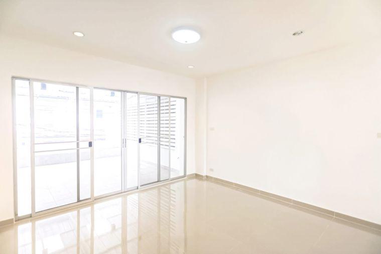 picture CB006, Home Office for sale 5 Br., Pracha Uthit-Pradist Manudharm. - 9/23