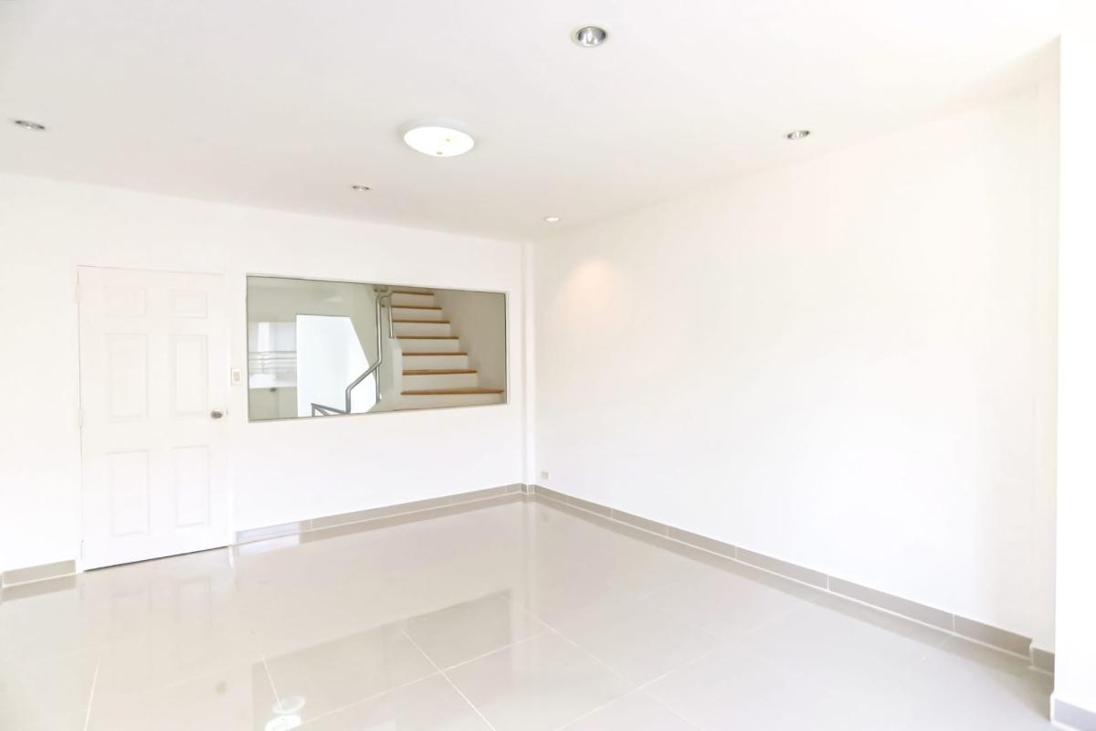 picture CB006, Home Office for sale 5 Br., Pracha Uthit-Pradist Manudharm. - 19/23