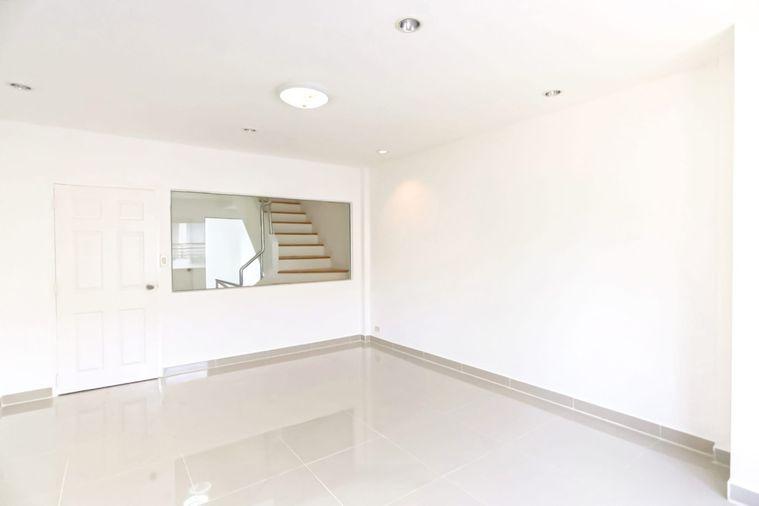 picture CB006, Home Office for sale 5 Br., Pracha Uthit-Pradist Manudharm. - 19/23