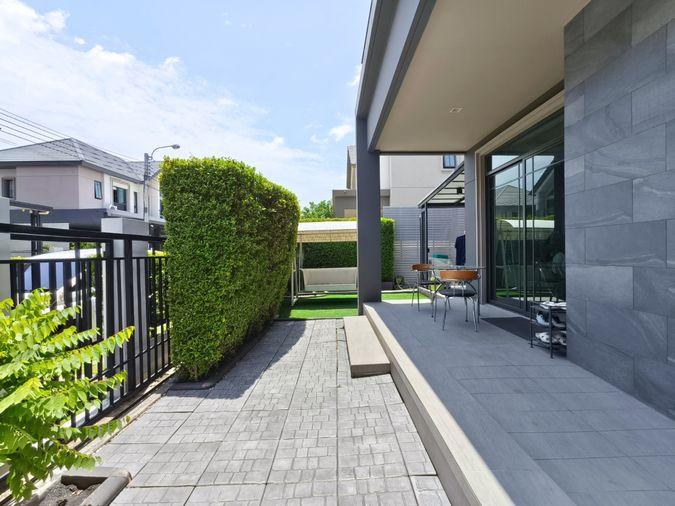รูป ขาย บ้านเดี่ยว ตกแต่งผนังและBuild-inทั้งบ้าน Bangkok Boulevard Ramintra-Serithai2 สไตล์ Luxury Nordic 62.3 ตร.ว.  - รูปที่ 3/37