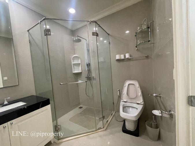 picture 🌟 Ultra-Luxury 3-Bedroom Oasis at Royce Private Residences 🌟 - 28/39