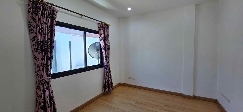 picture For Rent Townhome SarinWiz Sukhumvit107 Bearing GH586 - 11/16