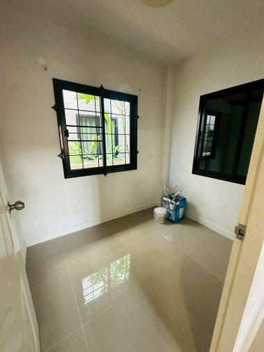 รูป บ้านสวย ราคาดี พร้อมเข้าอยู่ โซนวังหิน ศรีราชา ห้ามพลาด - รูปที่ 8/19