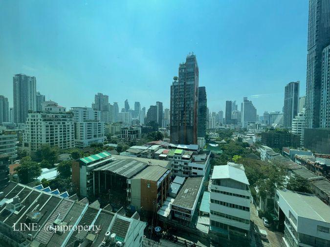 picture 🌟 Ultra-Luxury 3-Bedroom Oasis at Royce Private Residences 🌟 - 18/39