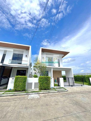 รูป 🏠 ให้เช่าบ้าน : Como Bianca II Bangna (โคโม่ เบียงก้า 2 บางนา) รหัสทรัพย์ | 📌LNP-H1095 - รูปที่ 1/16