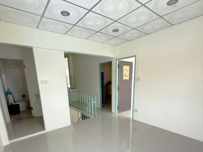 รูป ขายบ้านเดี่ยว 2 ชั้น พื้นที่กว้าง 200 ตร.ว.คลองสอง ปทุมธานี รองรับการอยู่อาศัยครอบครัวใหญ่ หรือทำโฮมออฟฟิศ จอดรถได้มากกว่า 10 คัน - รูปที่ 16/22
