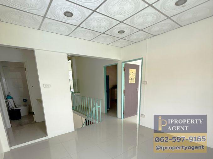 รูป ขายบ้านเดี่ยว 2 ชั้น พื้นที่กว้าง 200 ตร.ว.คลองสอง ปทุมธานี รองรับการอยู่อาศัยครอบครัวใหญ่ หรือทำโฮมออฟฟิศ จอดรถได้มากกว่า 10 คัน - รูปที่ 16/22
