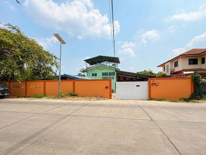 รูป ขายบ้านเดี่ยว 2 ชั้น พื้นที่กว้าง 200 ตร.ว.คลองสอง ปทุมธานี รองรับการอยู่อาศัยครอบครัวใหญ่ หรือทำโฮมออฟฟิศ จอดรถได้มากกว่า 10 คัน - รูปที่ 5/22