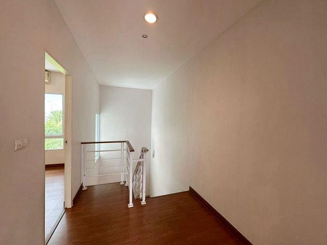 รูป บ้านกลางเมือง สาทร–ตากสิน2  ทาวน์โฮม 3 ชั้น  ใกล้สาทร ใกล้รถไฟฟ้า บ้านไม่เคยเข้าอยู่ - รูปที่ 10/13
