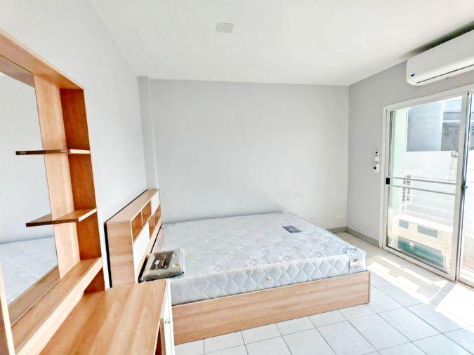 picture Hk0130, Home Office for rent 4 Br, Ratchada-Lat Phrao. - 10/18