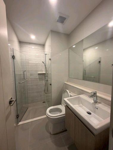 รูป 🔥 Life Rama 4 - Asoke ห้องใหม่ ชั้น 27 ใกล้ MRT ศูนย์สิริกิติ์ เพียง 29,000 บาท/เดือน พร้อมที่จอดรถ! 🏙️✨ - รูปที่ 12/12