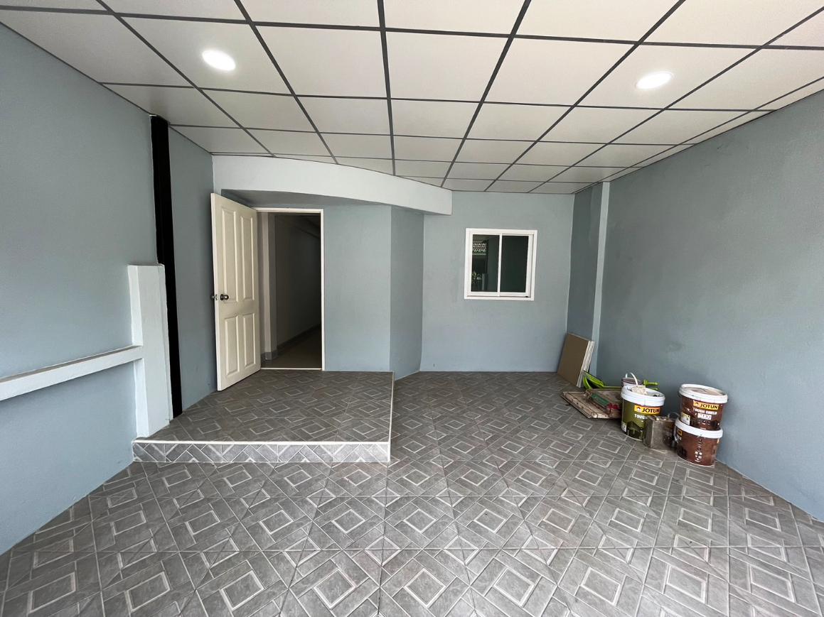 picture Townhouse for sale, Thanyapruek Khlong 7, Lam Phak Kut, Thanyaburi, Pathum Thani. - 3/14