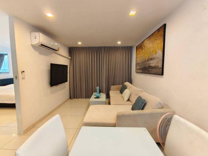 picture 🔥 Condo for Sale – Park Royal 3 | Spacious Unit | Only 400 m from the Beach - 1/9