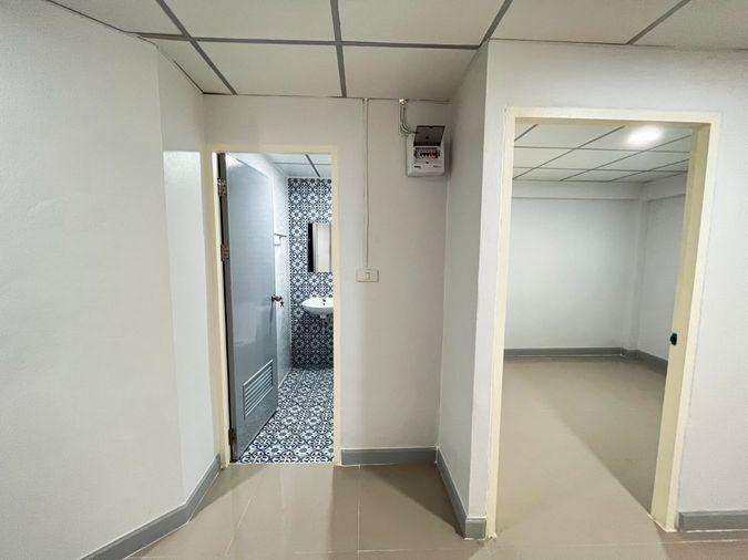 picture Townhouse for sale, Thanyapruek Khlong 7, Lam Phak Kut, Thanyaburi, Pathum Thani. - 8/14