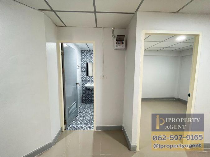 picture Townhouse for sale, Thanyapruek Khlong 7, Lam Phak Kut, Thanyaburi, Pathum Thani. - 8/14