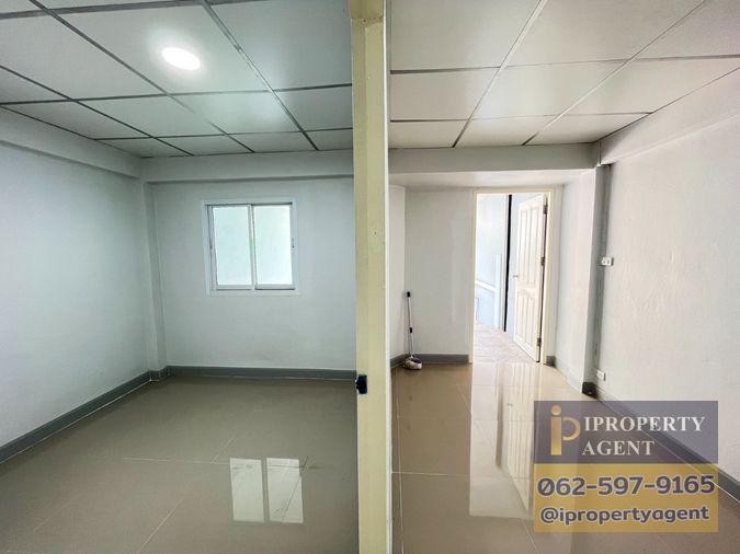 picture Townhouse for sale, Thanyapruek Khlong 7, Lam Phak Kut, Thanyaburi, Pathum Thani. - 6/14